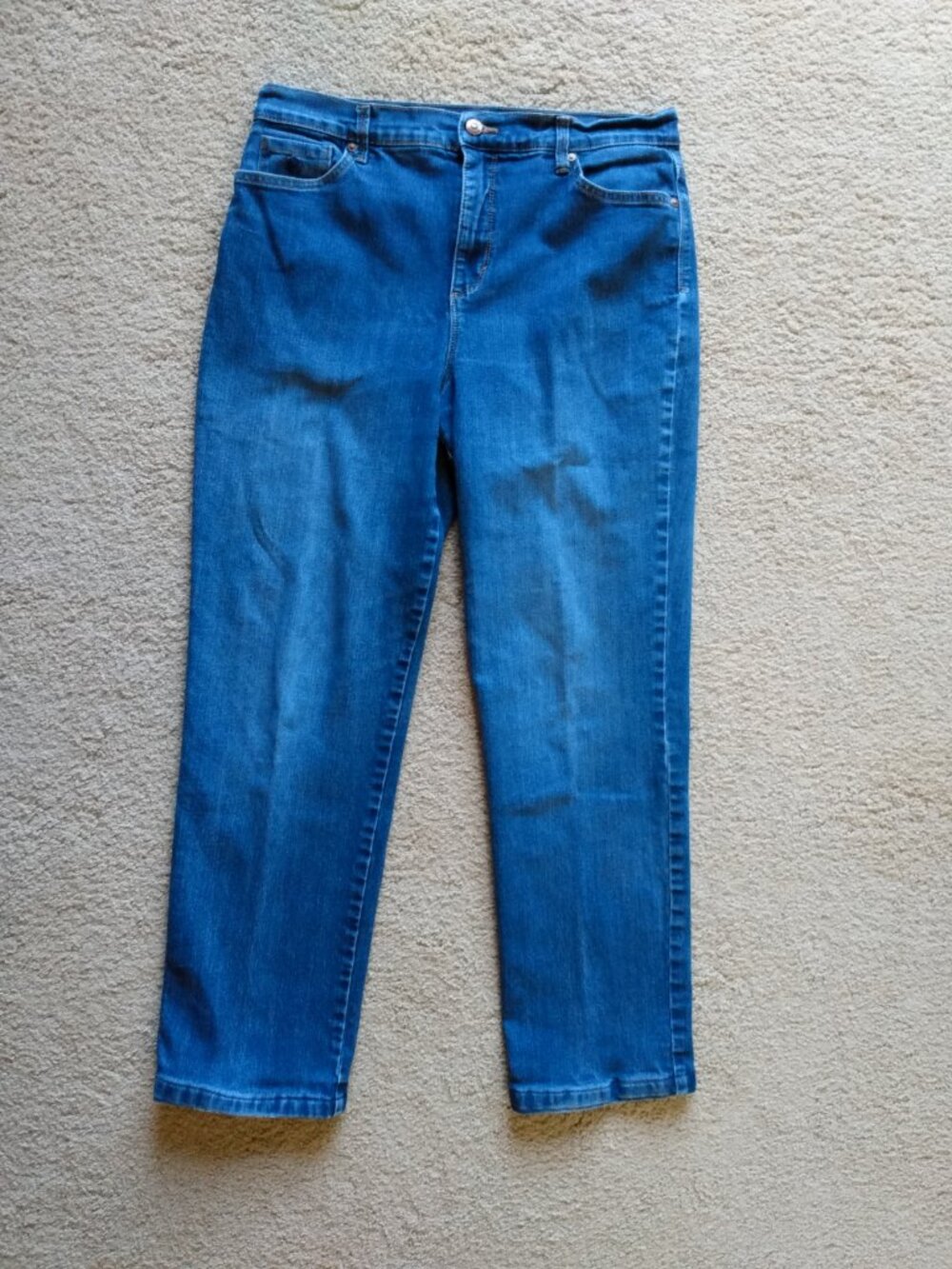 Gloria Vanderbilt Women’s Stone Wash Denim Size 12 Straight Leg Amanda Jeans GUC